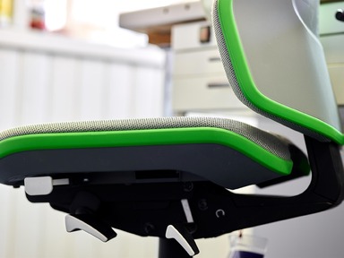 jessica büro schmücken desk nicht nur im büro ist gesundes sitzen ein ausschlaggebender faktor für leistungsfähigkeit und wohlbefinden der mitarbeiter zahntechnik lichtenstein gmbh bÜro stiegler bauplanungende jessica büro schmücken desk nicht nur im büro ist gesundes sitzen ein ausschlaggebender faktor für leistungsfähigkeit und wohlbefinden der mitarbeiter zahntechnik lichtenstein gmbh bÜro stiegler bauplanungende